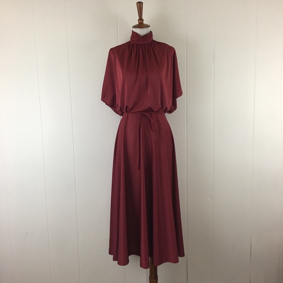 Vintage Dresses & Skirts - Vintage Batwing Mock Neck Midi Dress